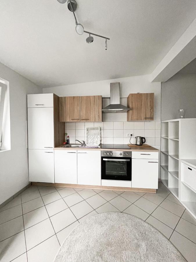 Schoene Einzimmerwohnung Бад Наухайм Екстериор снимка
